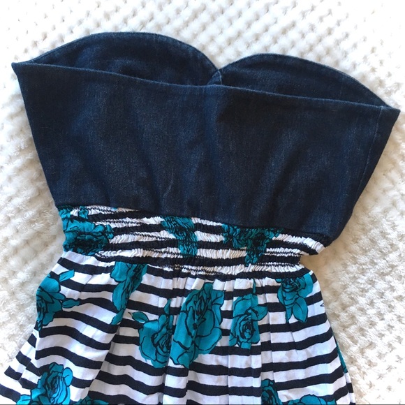 Floral Striped Strapless Mini Dress - Picture 3 of 4